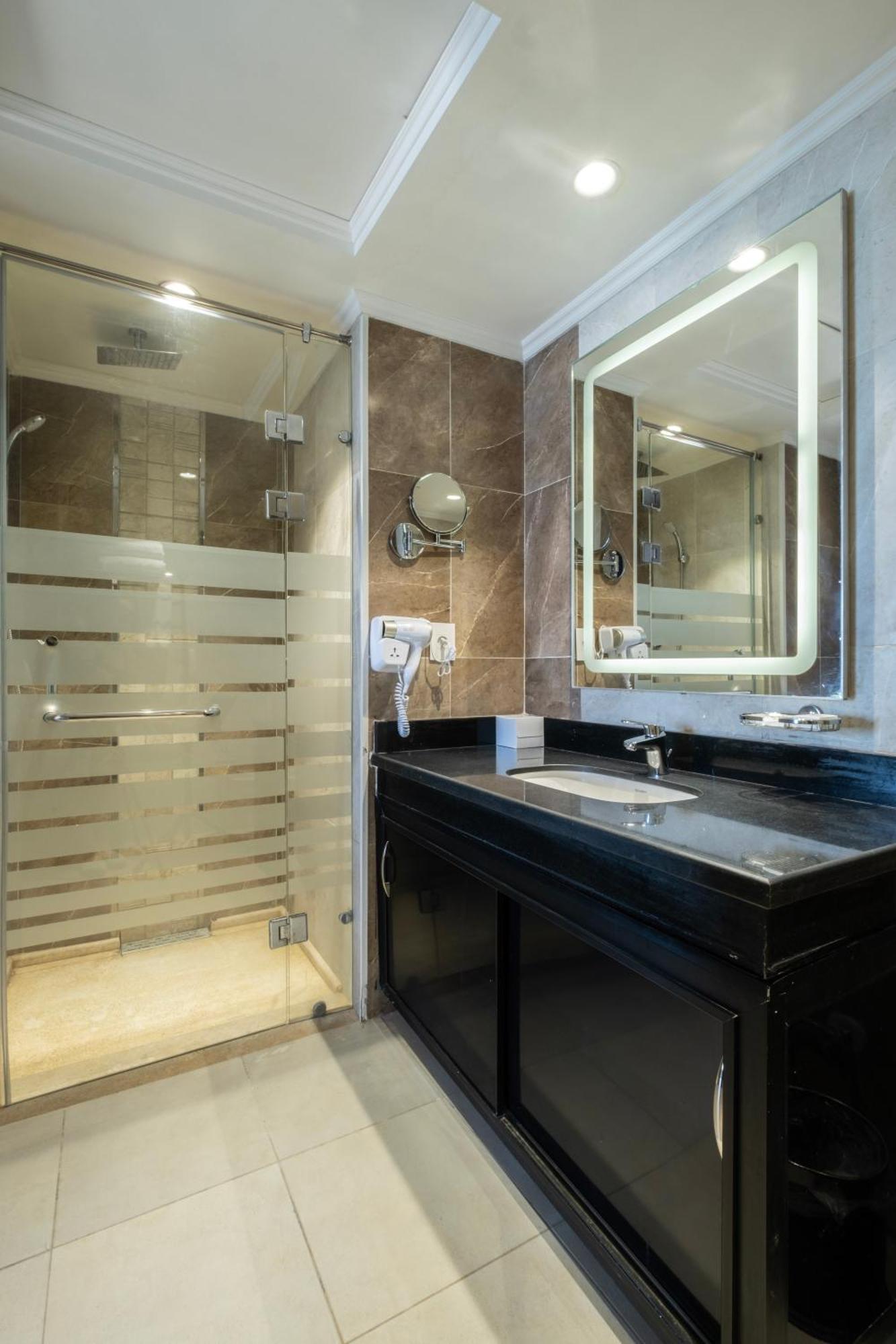 Triumph White Sands Hotel 马特鲁港 外观 照片